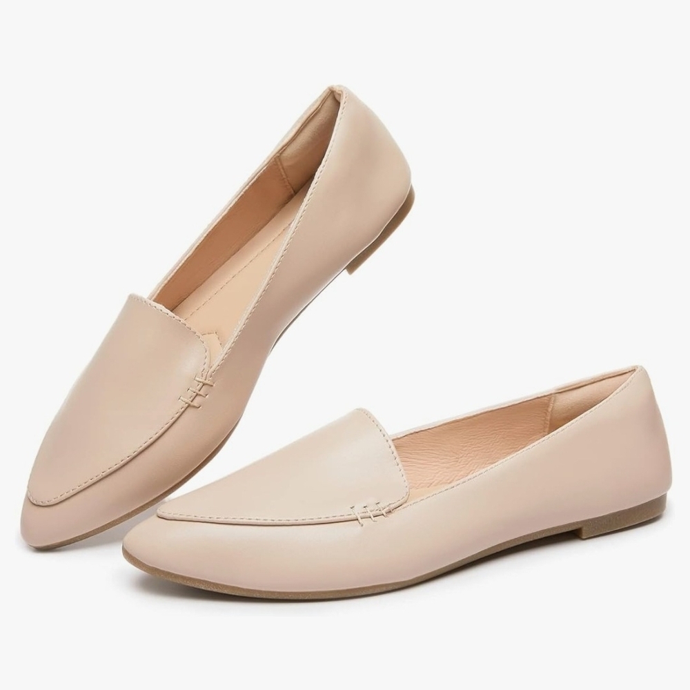 NEW in Box Women's Pointed Slip-On Loafers Beige Size 8 Cushioned Sole & Heel